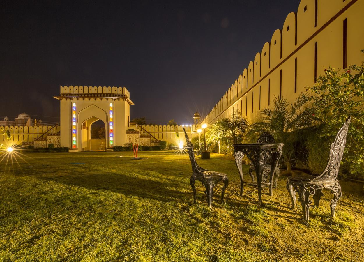 Umaid Haveli-A Heritage Style Hotel & Resort Джапур Экстерьер фото