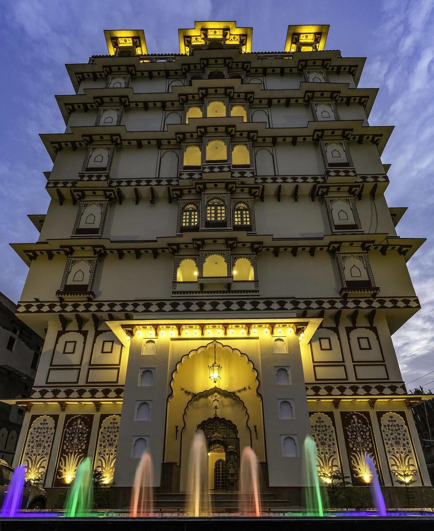 Umaid Haveli-A Heritage Style Hotel & Resort Джапур Экстерьер фото